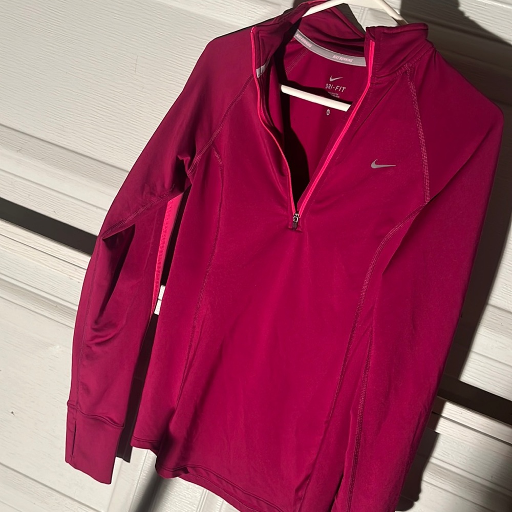 nike pullover xs